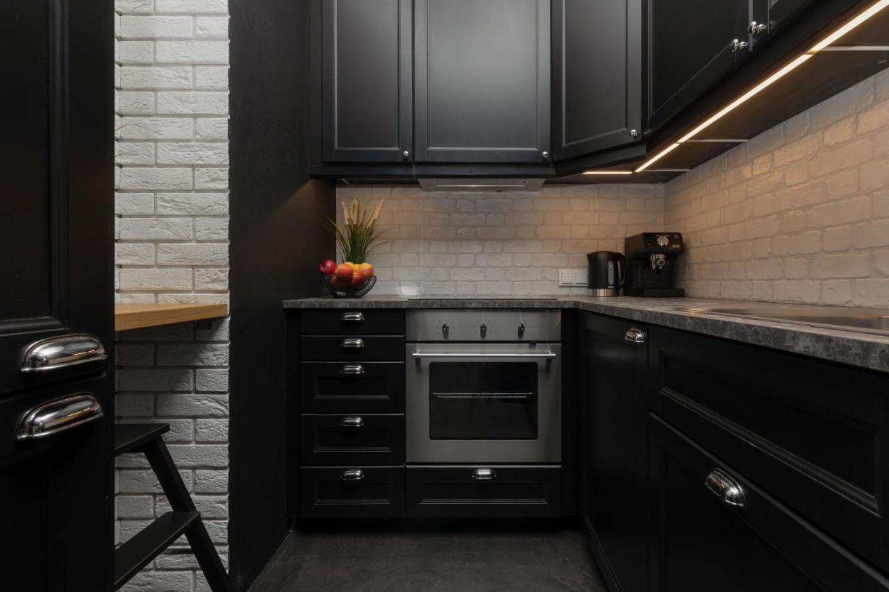 Stylish & Trendy 1 Bedroom Apartment Wola With Parking By Renters Варшава Екстериор снимка